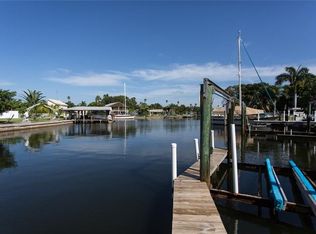 1715 Bayou Grande Blvd NE, Saint Petersburg, FL 33703