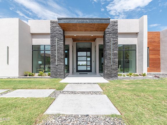 2nd image of 323 Coral Sky Ln