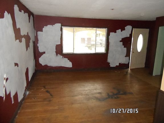 4th image of 14825 Albany Ave