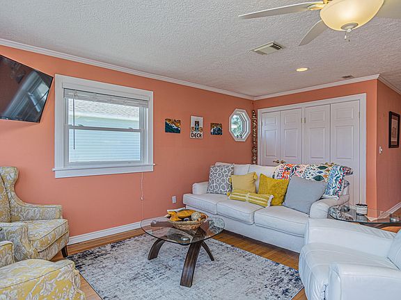 5th image of 21717 Deaf P Smith Dr