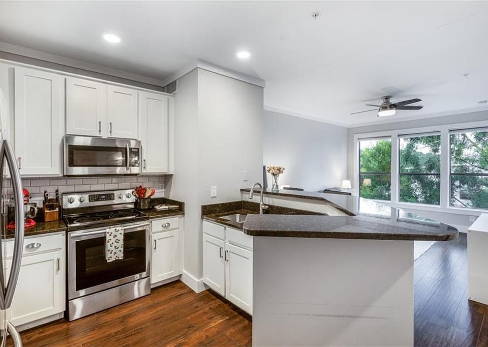 1st image of 821 Ralph McGill Blvd NE