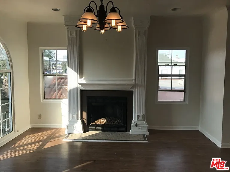 1732 Hauser Blvd — Photo 4