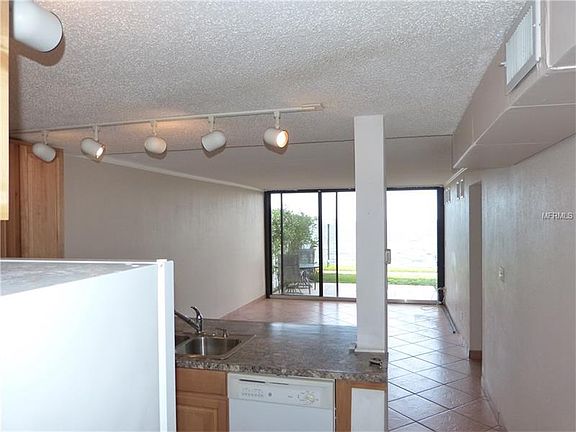 4th image of 200 Woodette Dr APT 104