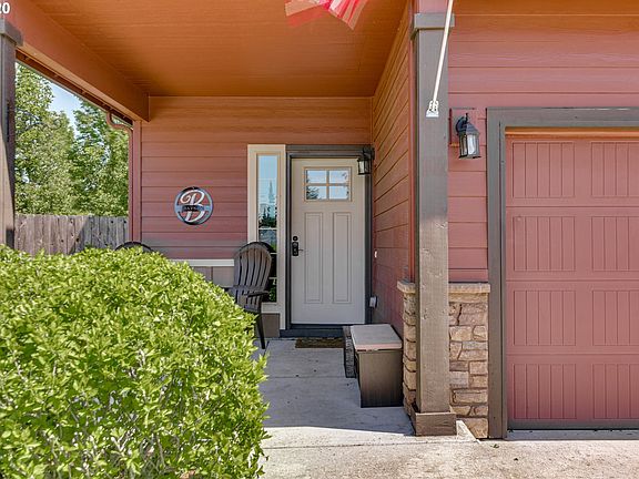 3rd image of 6113 NE 59th Ave