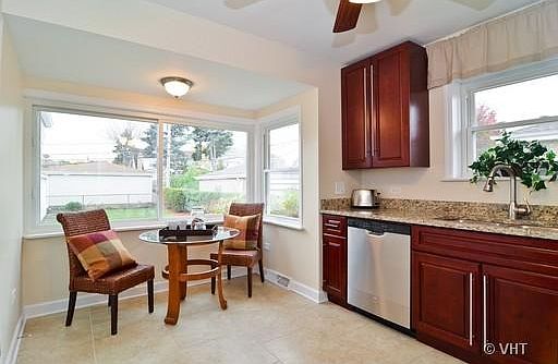 5th image of 7427 Lawler Ave