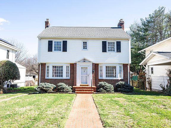 3rd image of 1818 Arlington Rd SW