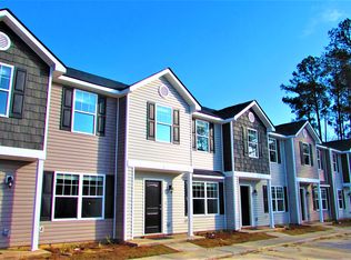 6 Newport Square Ct, Port Wentworth, GA 31407