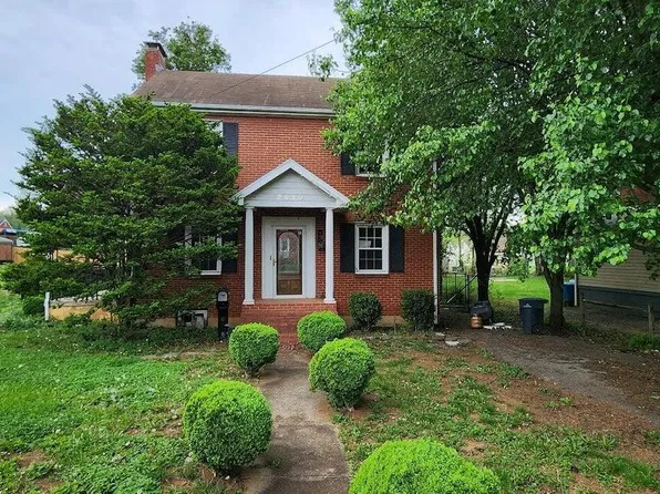 2610 Vancouver Dr NW, Roanoke, VA 24012