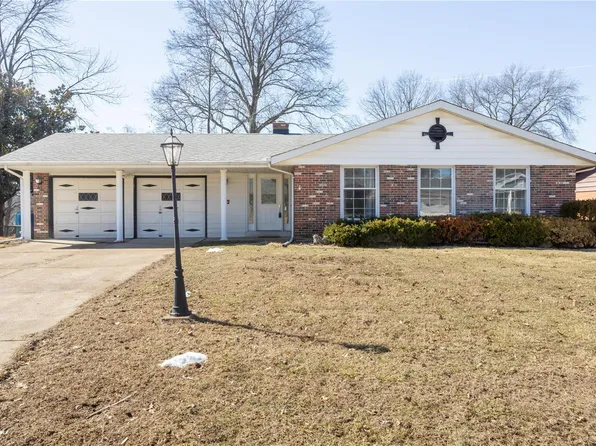 3932 Sunrise Way Dr, Saint Louis, MO 63125