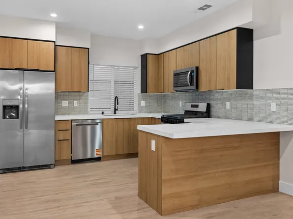 7838 Claybeck Ave, Sun Valley, CA 91352