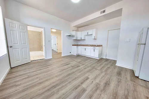 Floor plan 3920A California