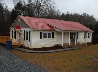 4398 Hartland Rd, Lenoir, NC 28645