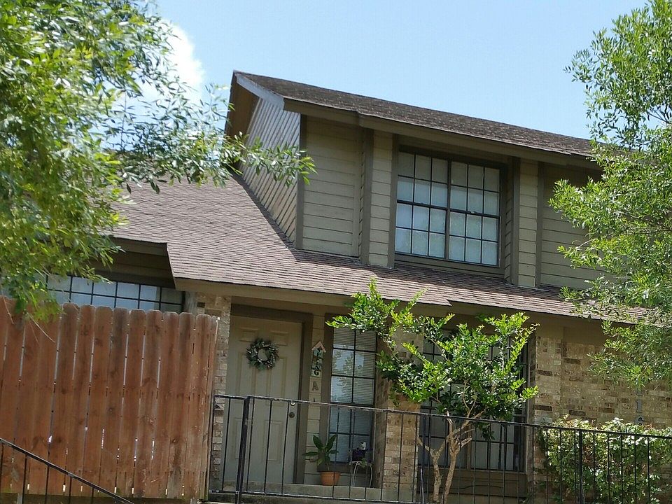 1st image of 11610 April Dr APT B