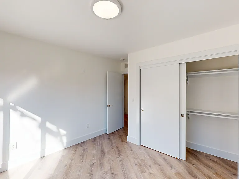 975 Burnett Ave #1 — Photo 11