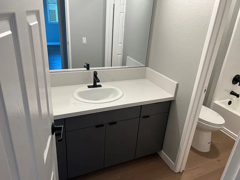 Corona Pointe Resort — Photo 123
