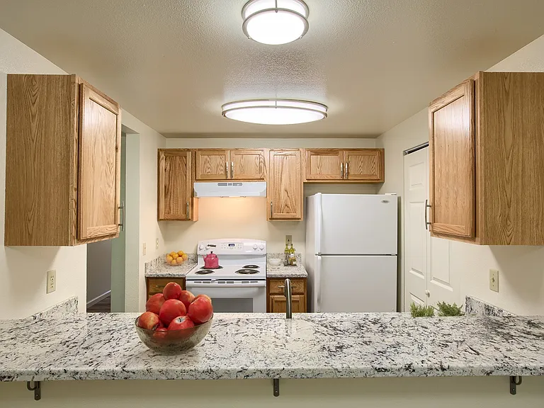 Campus Landing Apartments — Photo 20