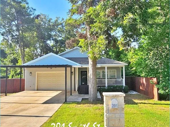 201 Smith St, Columbus, TX 78934