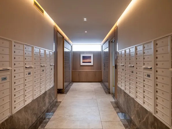 40 Park Avenue image 15 of 18