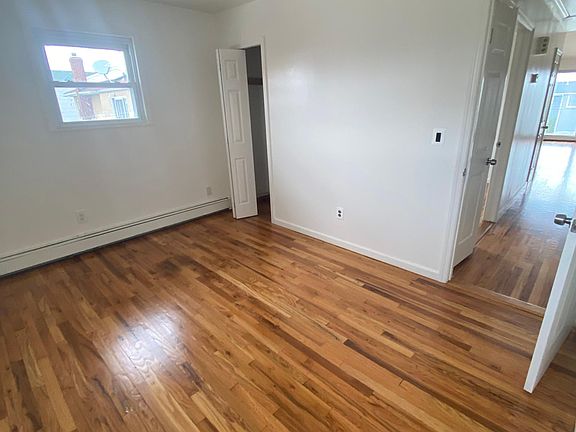 3rd image of 4260 Broadway Floor 2