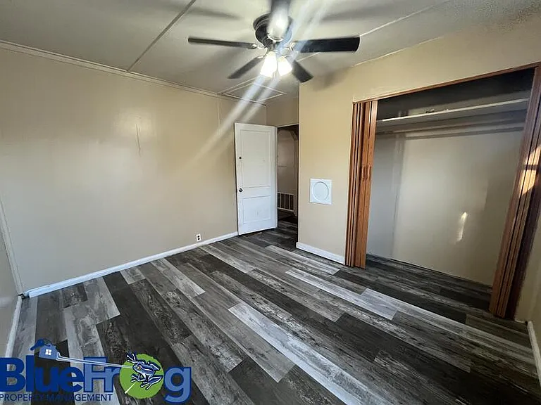 1131 S Greenwood Ave — Photo 13