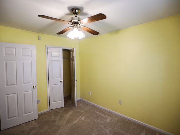 4th image of 126 Glen Willow Ct