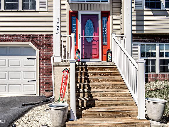 5th image of 195 Royal Oaks Dr