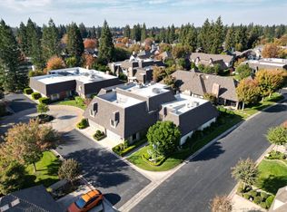 2964 W Canterbury Ct, Fresno, CA