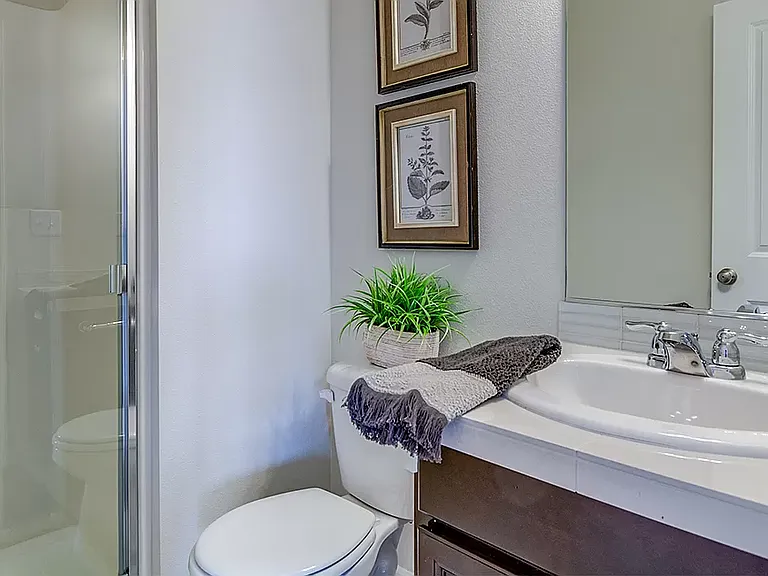 3664 NE Pioneer St — Photo 5