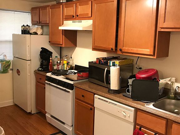 2nd image of 2739 N Mildred Ave