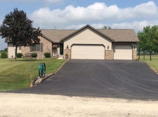 12401 Serene Dr, Durand, IL 61024