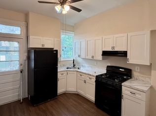 1633 Appleton St, Baltimore, MD 21217