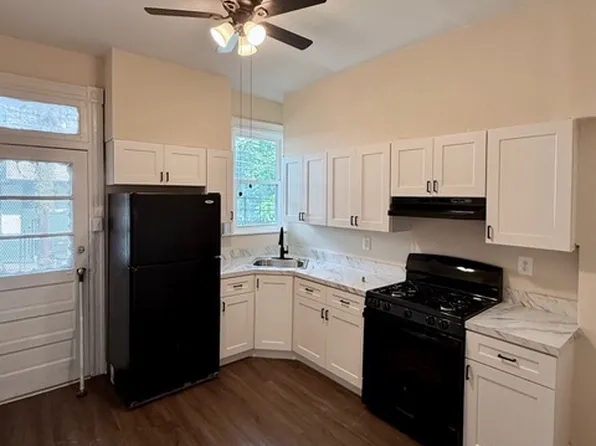 1633 Appleton St, Baltimore, MD 21217