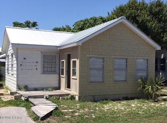 2nd image of 213 Placido Pl