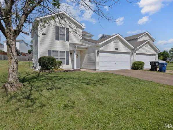 617 New Hampton Dr, Wentzville, MO 63385