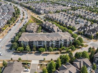 19201 66a Ave #202, Surrey, BC V4N 6N7