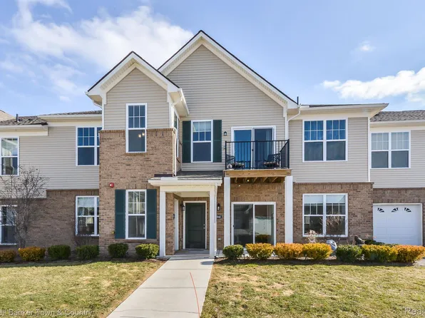 9940 Ridge Run St, Howell, MI 48855