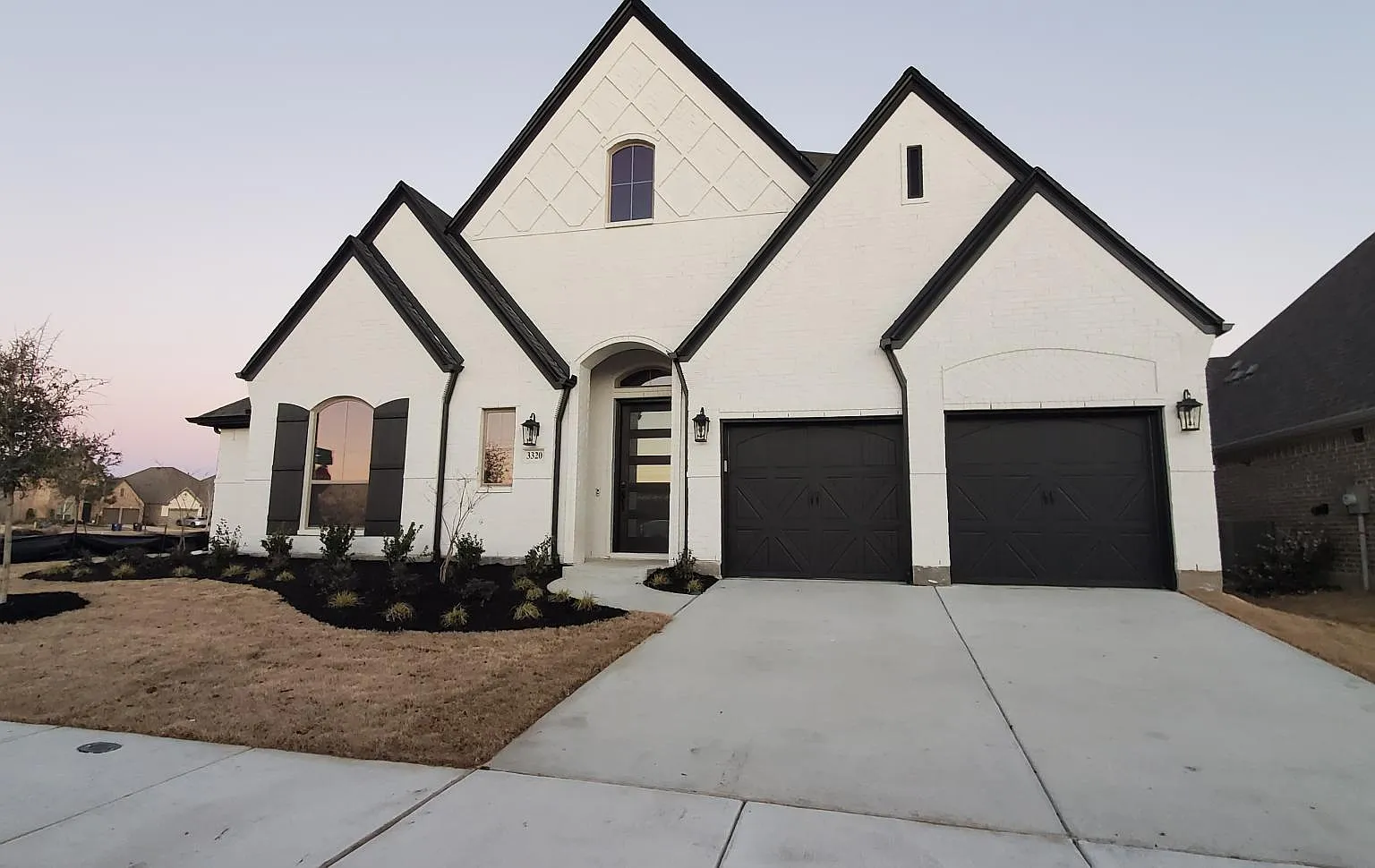 4 bed, 3.5 bath, 3118 sqft, $3,700 — Photo 1
