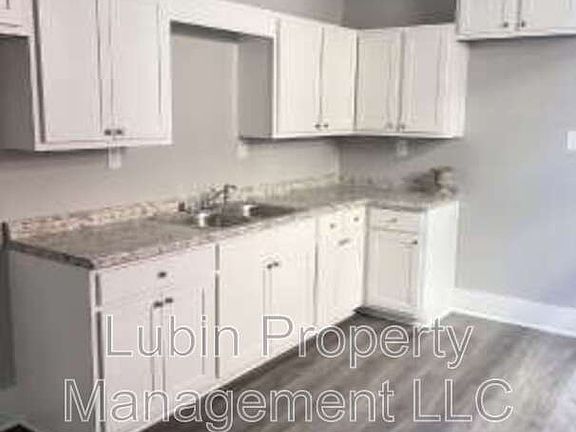 5th image of 1060 Delmar Ave