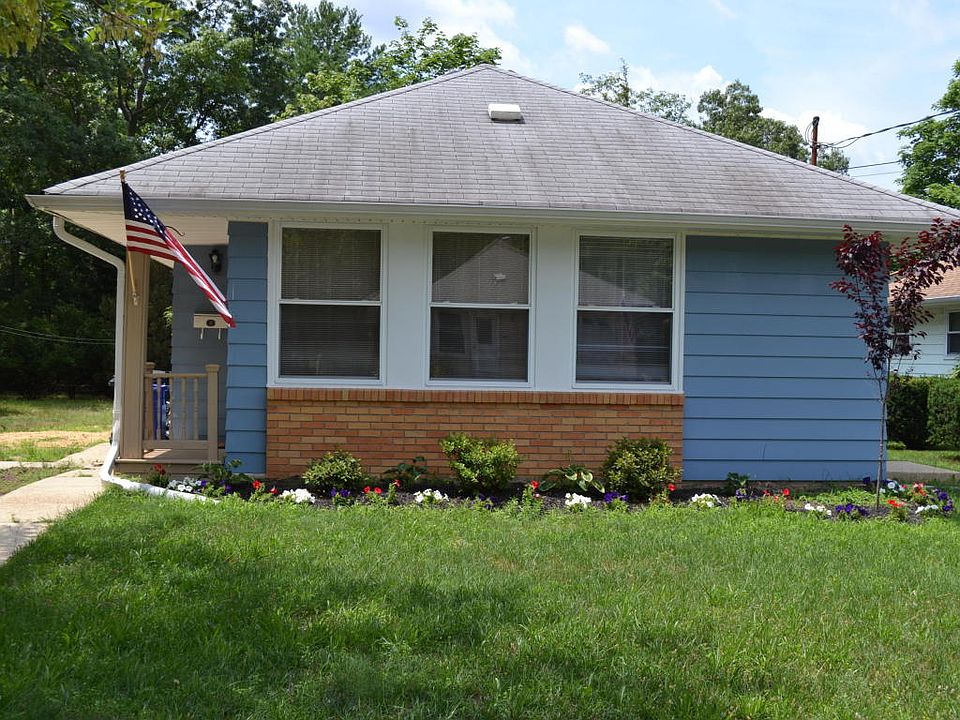 1st image of 1823 Mount Idenburg Ln