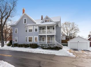 676 Maple St, Manchester, NH 03104