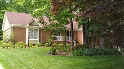 2nd image of 4148 Volley Ln