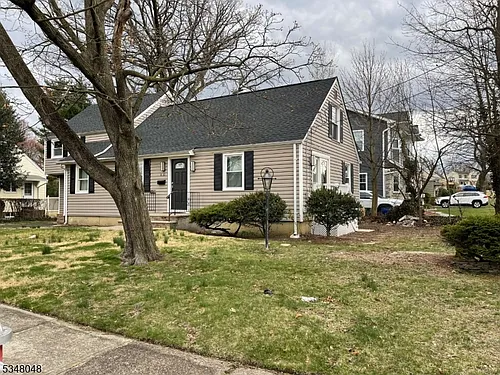 8-10 Mason Pl Photo 1