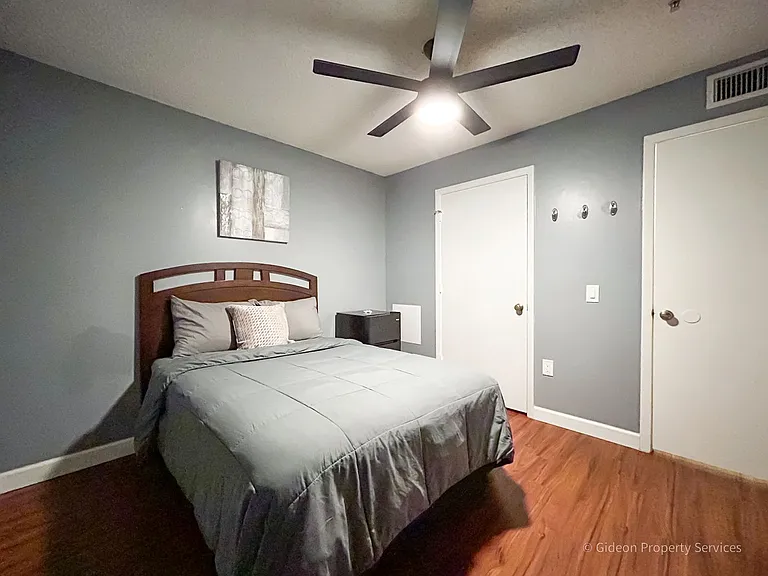 3921 SW 34th St #105 — Photo 9