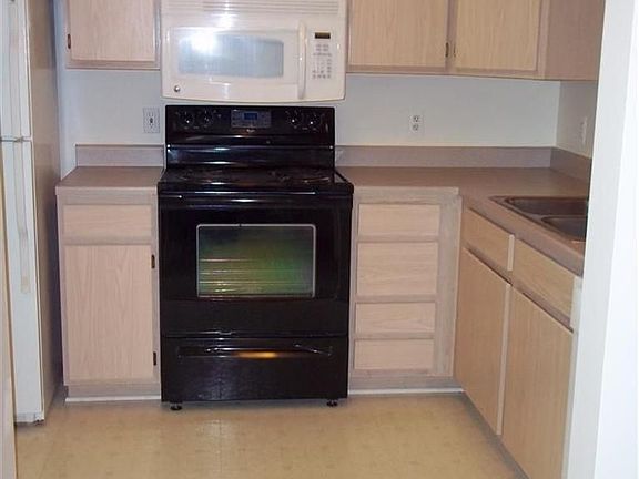 4th image of 1001 E Duncan St APT 2B