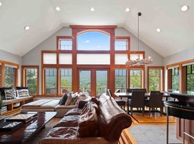 196 Black Mountain Rd, Lincoln, NH