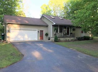 3220 Oaks Rd, Paducah, KY 42003