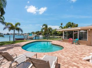 445 Capri Blvd, Treasure Island, FL 33706