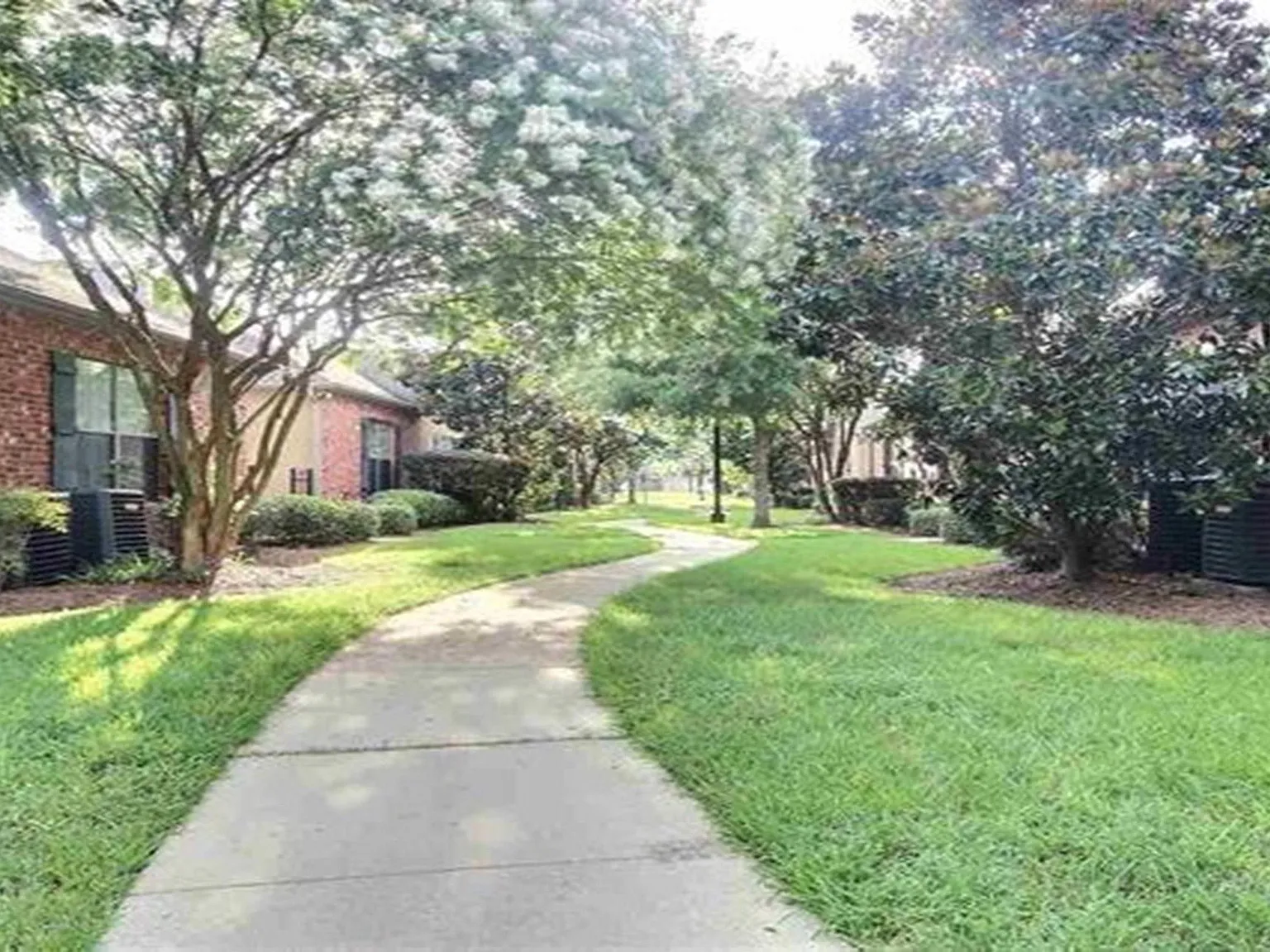 3 bed, 1467 sqft, $1,650 — Photo 2