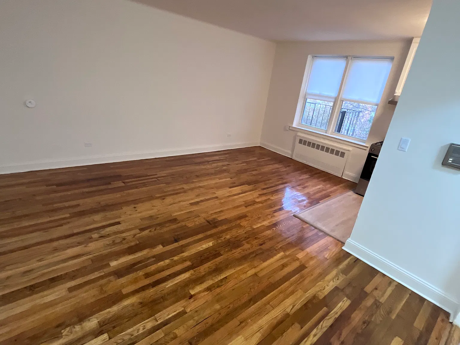 Studio, 500 sqft, $1,850 — Photo 2