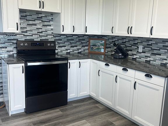 2nd image of 26546 460th St